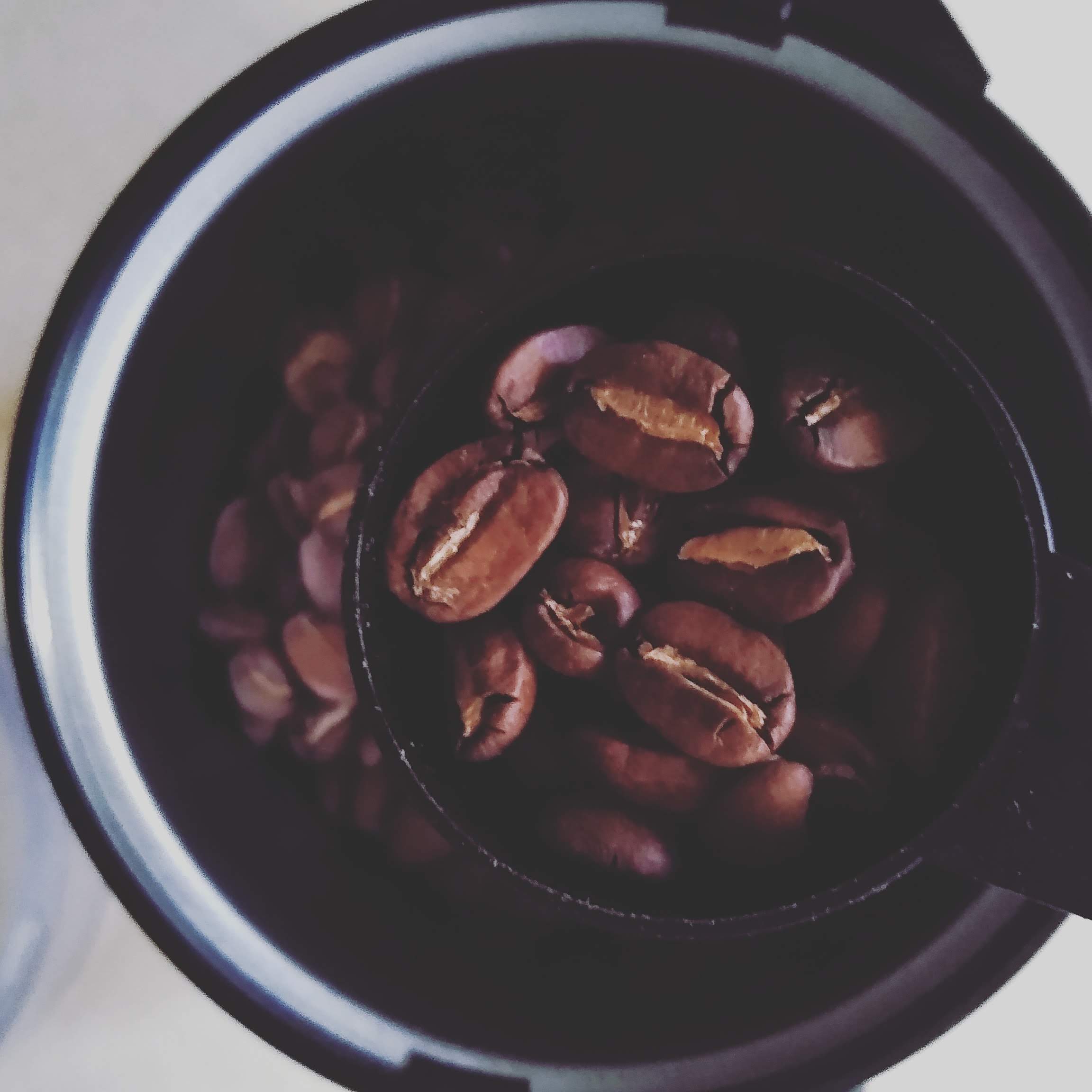 Café artesanal mexicano en grano disponible - KONFFEE